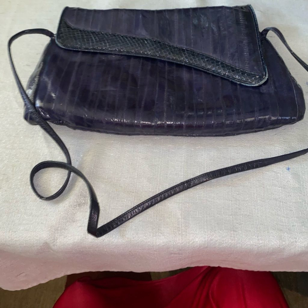 Women's Gift Land black Eel Skin Shoulder Bag